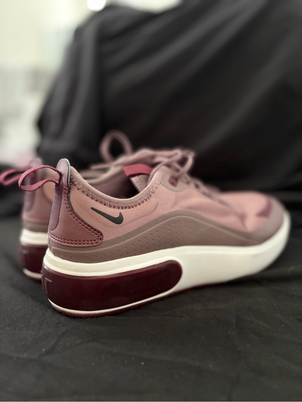 Nike Women’s Mauve and Maroon Low-Top Sneakers